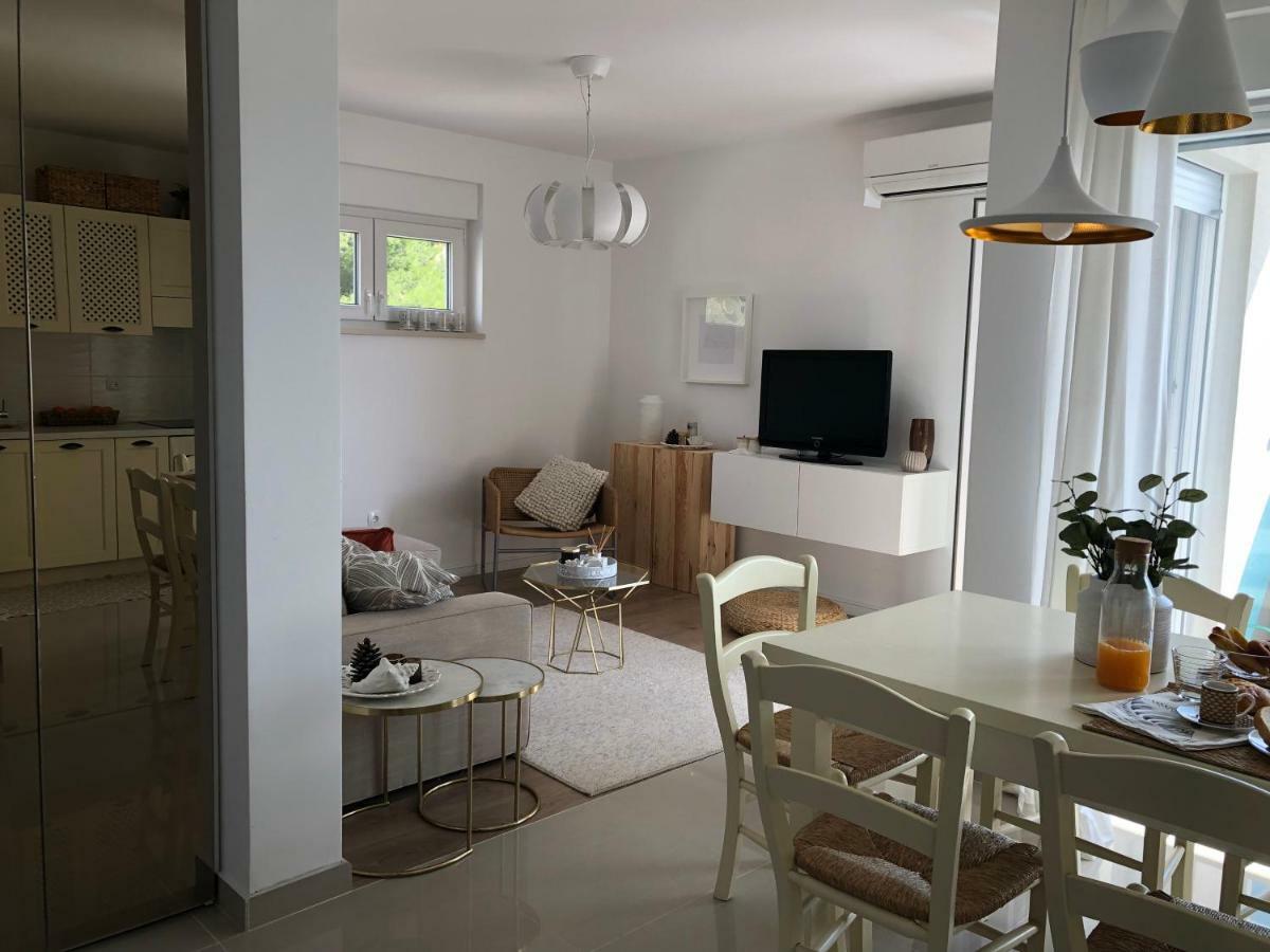 Near The Beach,Free Parking&Wifi Makarska Kültér fotó